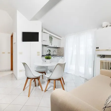 Sanidea - Casa Smeraldo Apartmán *